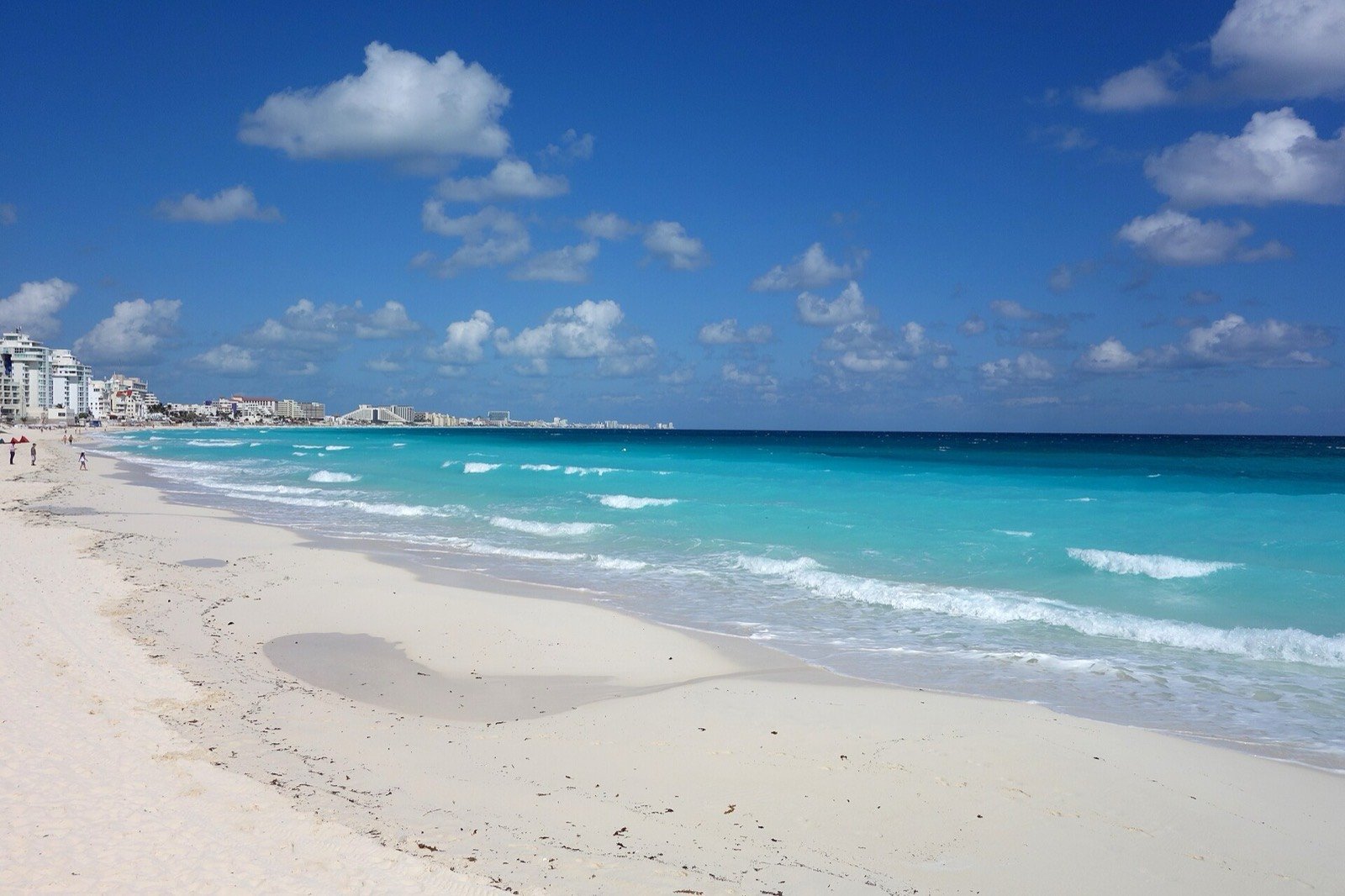 Playa del Caribe en Cancún, México, destino de verano